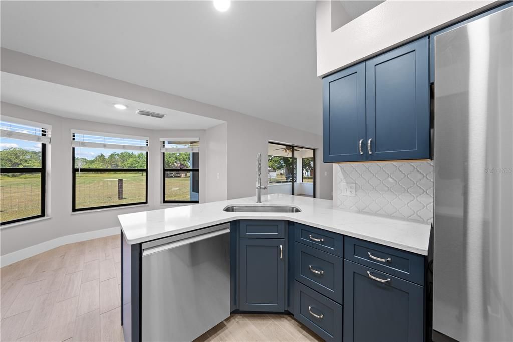 En Venta: $599,000 (3 camas, 2 baños, 1636 Pies cuadrados)