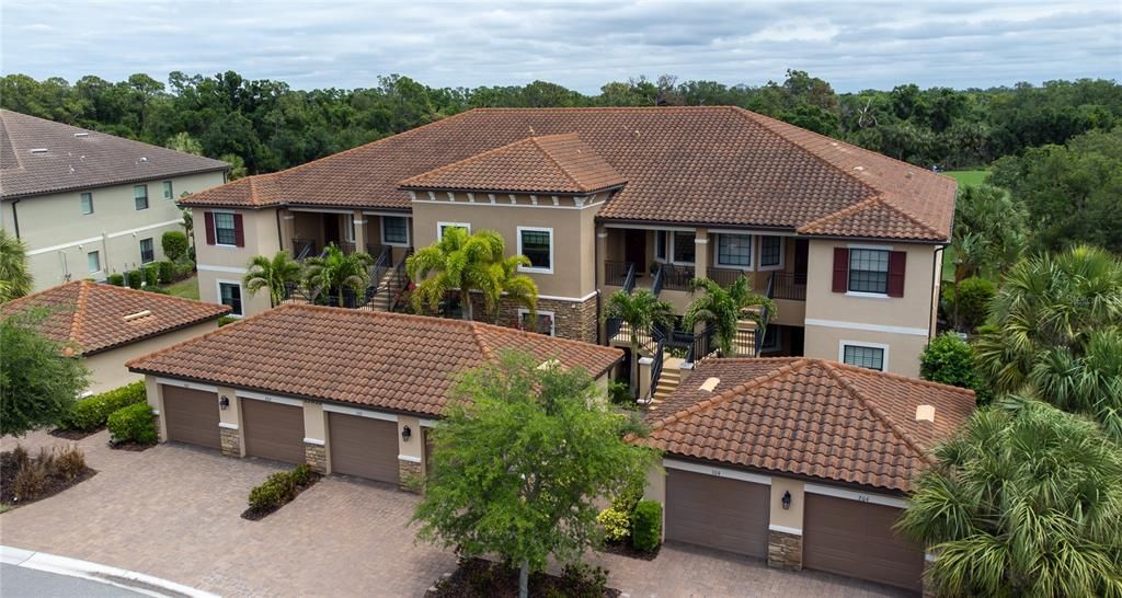 На продажу: $345,000 (2 спален, 2 ванн, 1528 Квадратных фут)