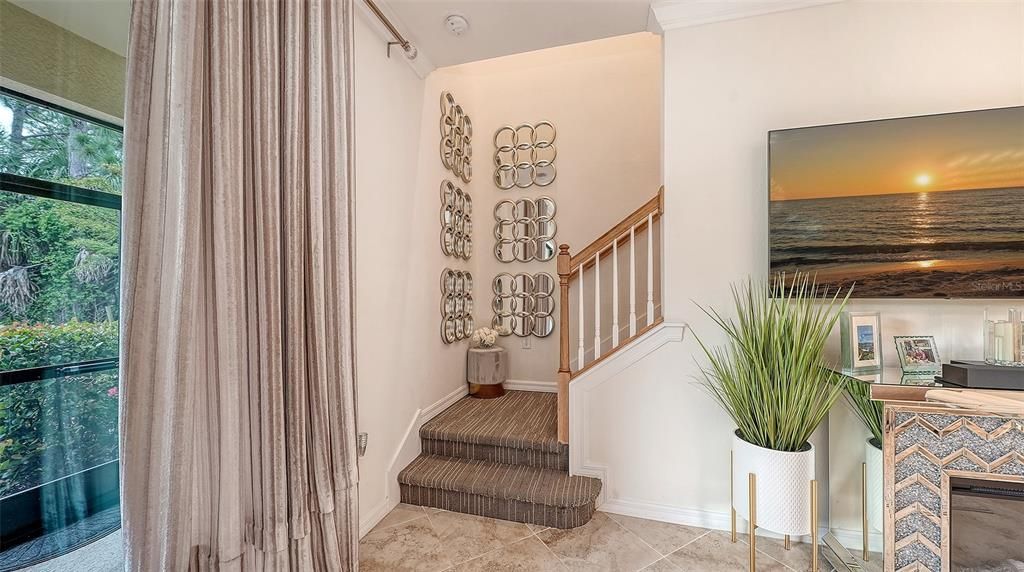 En Venta: $299,000 (3 camas, 2 baños, 1949 Pies cuadrados)