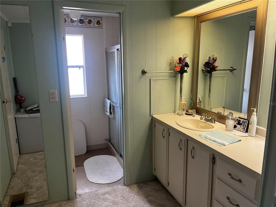 En Venta: $194,500 (2 camas, 2 baños, 1056 Pies cuadrados)