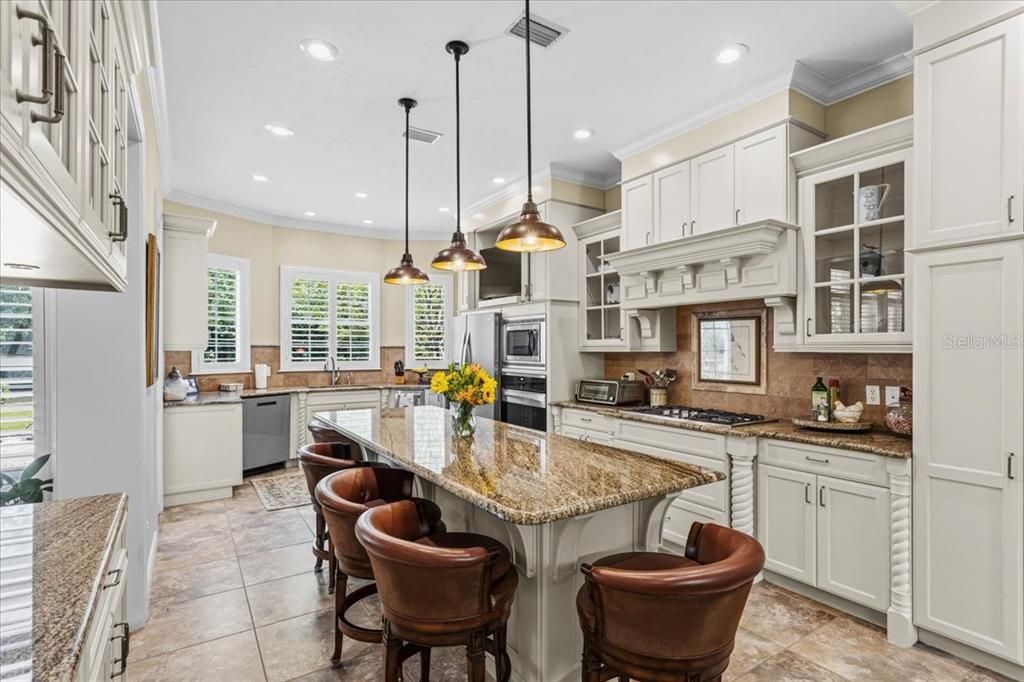 For Sale: $960,000 (3 beds, 3 baths, 3627 Square Feet)