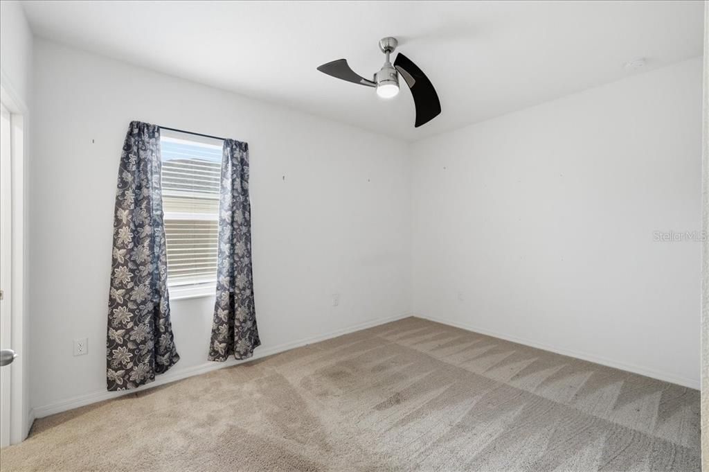 For Sale: $265,000 (3 beds, 2 baths, 1652 Square Feet)