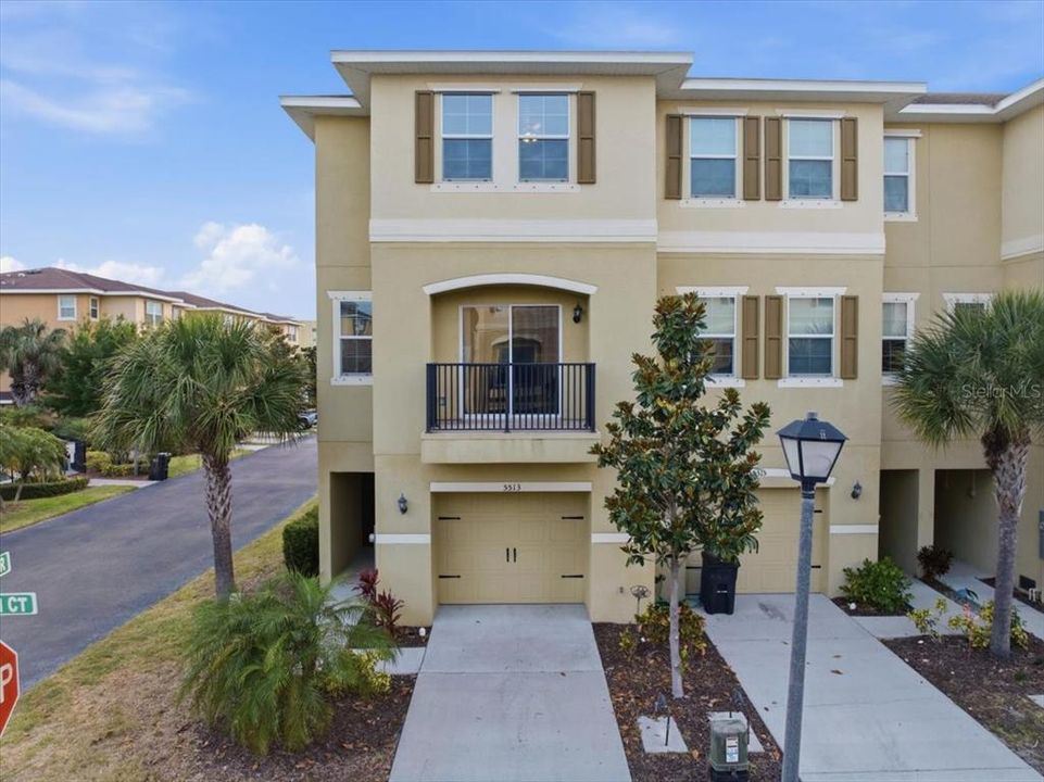 For Sale: $265,000 (3 beds, 2 baths, 1652 Square Feet)