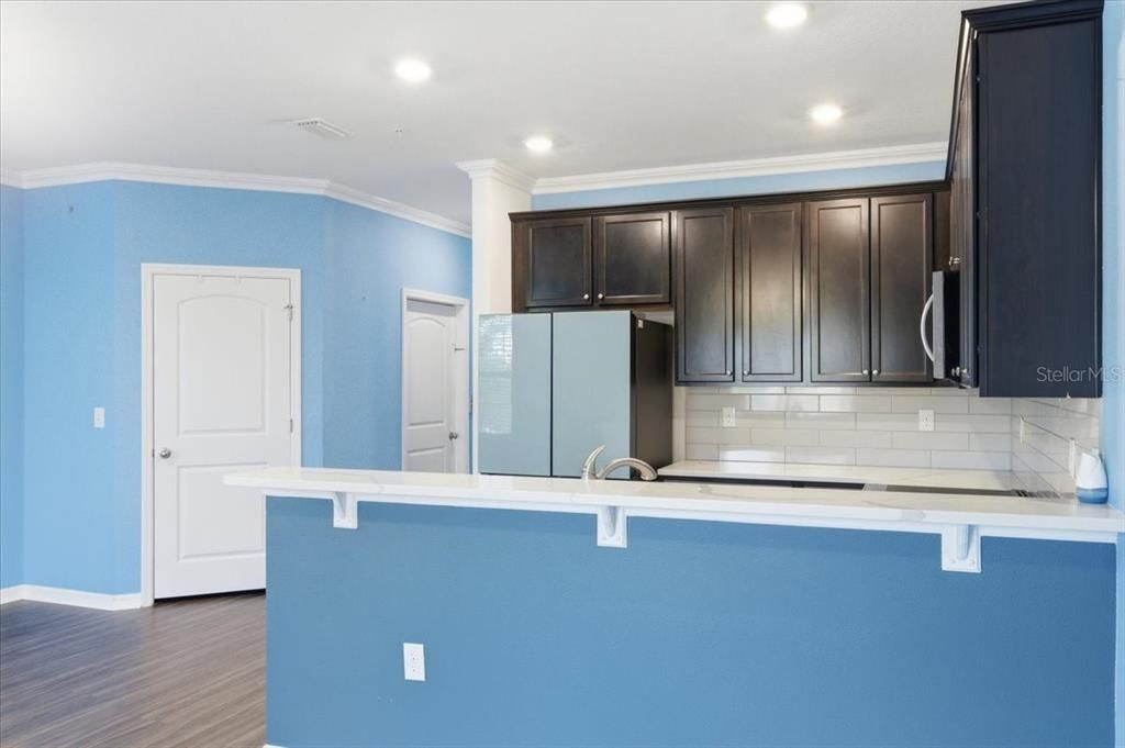 For Sale: $265,000 (3 beds, 2 baths, 1652 Square Feet)