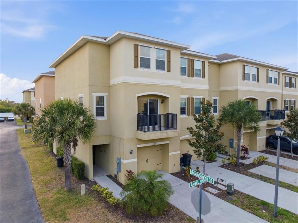 For Sale: $265,000 (3 beds, 2 baths, 1652 Square Feet)