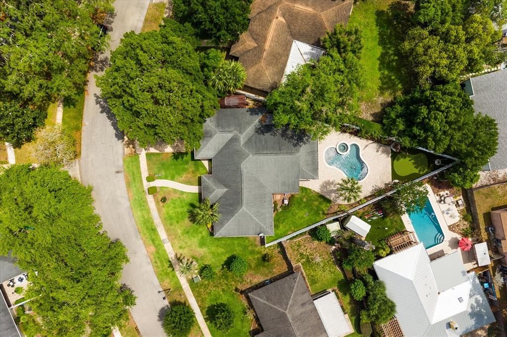 En Venta: $655,000 (3 camas, 2 baños, 2214 Pies cuadrados)