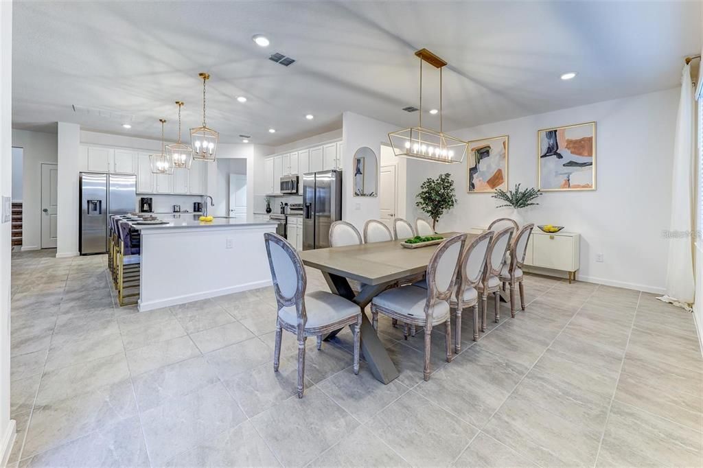 For Rent: $5,200 (9 beds, 7 baths, 4267 Square Feet)