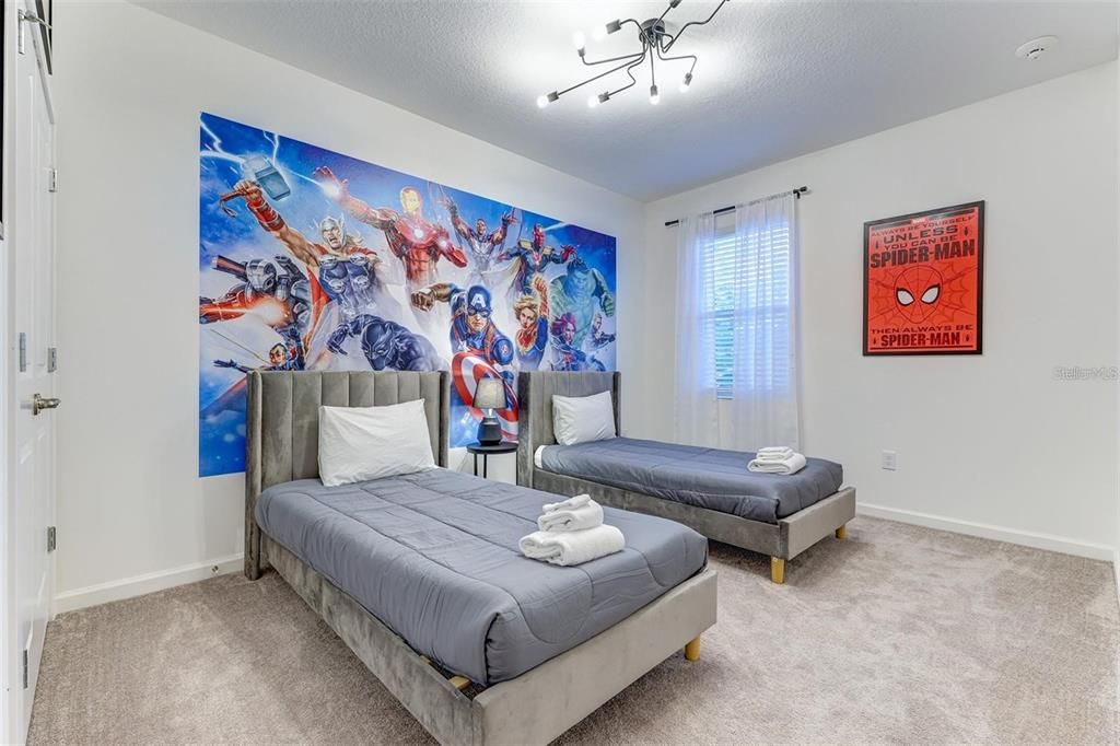 For Rent: $5,200 (9 beds, 7 baths, 4267 Square Feet)