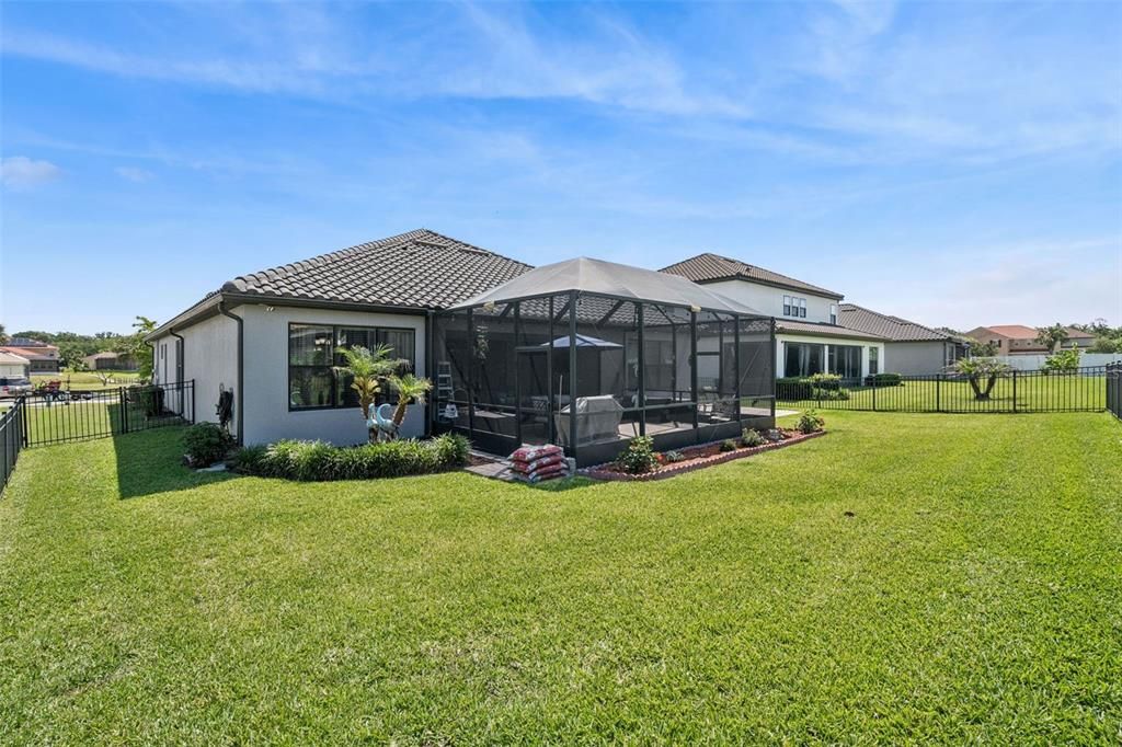 En Venta: $550,000 (4 camas, 3 baños, 2727 Pies cuadrados)