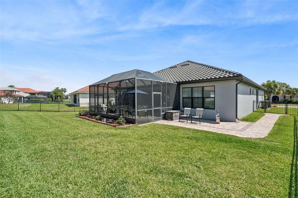 En Venta: $550,000 (4 camas, 3 baños, 2727 Pies cuadrados)