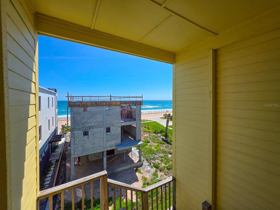 For Sale: $396,000 (2 beds, 1 baths, 800 Square Feet)