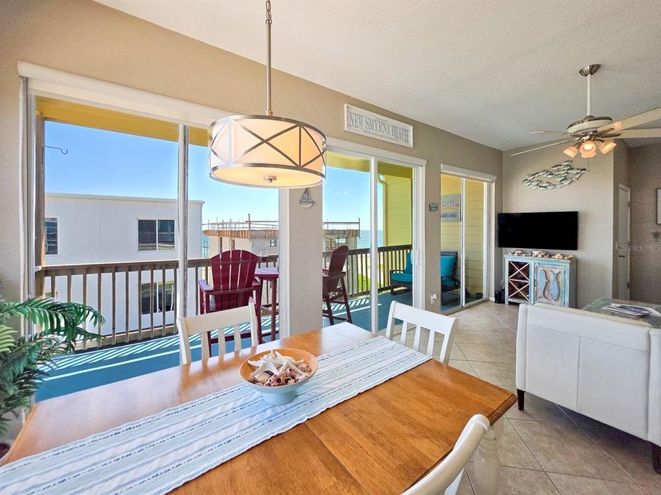 For Sale: $396,000 (2 beds, 1 baths, 800 Square Feet)