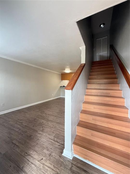 En Renta: $1,350 (2 camas, 1 baños, 3968 Pies cuadrados)