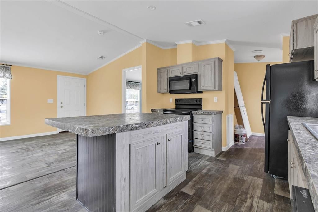 На продажу: $229,000 (3 спален, 2 ванн, 1120 Квадратных фут)