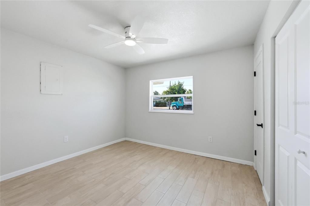 En Venta: $875,000 (3 camas, 2 baños, 2137 Pies cuadrados)