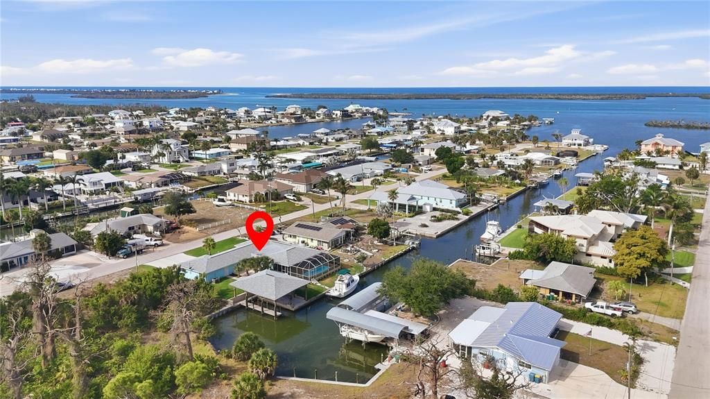 En Venta: $875,000 (3 camas, 2 baños, 2137 Pies cuadrados)
