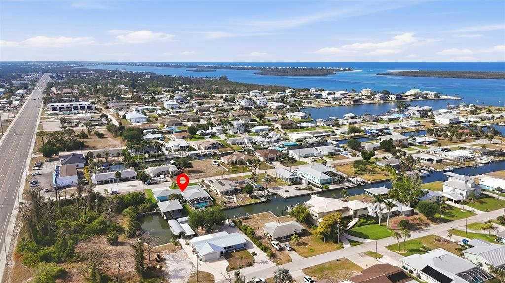 En Venta: $875,000 (3 camas, 2 baños, 2137 Pies cuadrados)