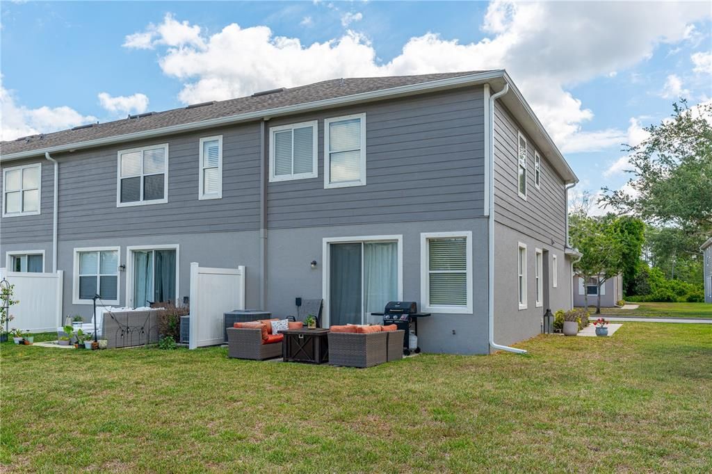 Activo con contrato: $274,000 (3 camas, 3 baños, 1642 Pies cuadrados)