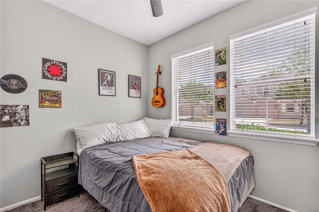 Activo con contrato: $274,000 (3 camas, 3 baños, 1642 Pies cuadrados)