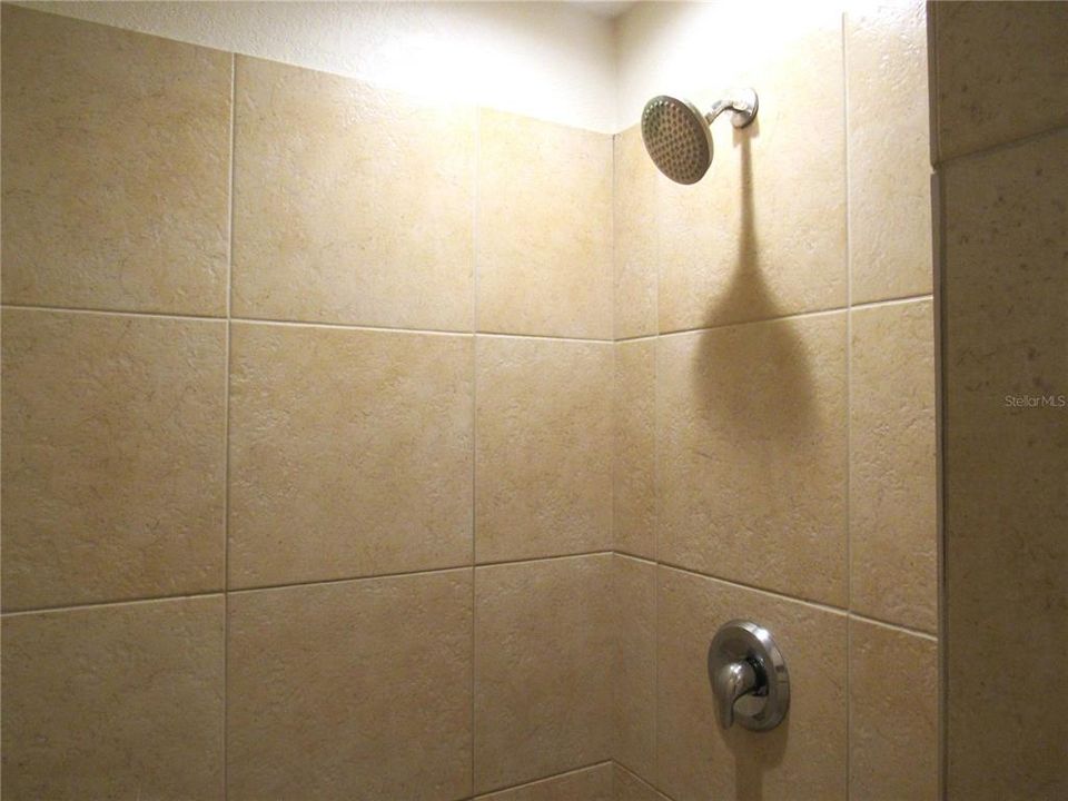 Activo con contrato: $249,900 (3 camas, 2 baños, 1265 Pies cuadrados)