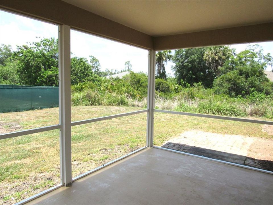 Activo con contrato: $249,900 (3 camas, 2 baños, 1265 Pies cuadrados)
