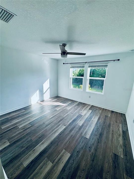 В аренду: $2,600 (3 спален, 2 ванн, 1417 Квадратных фут)