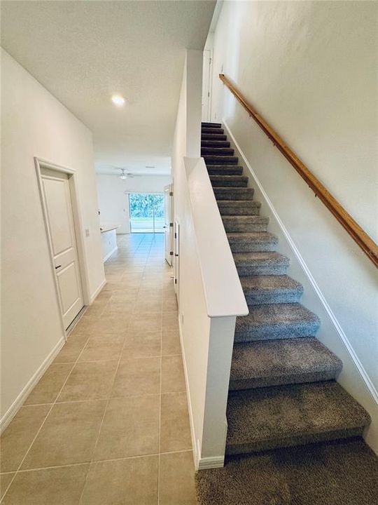 В аренду: $2,600 (3 спален, 2 ванн, 1417 Квадратных фут)