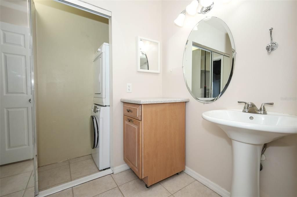 En Venta: $180,000 (2 camas, 2 baños, 1216 Pies cuadrados)