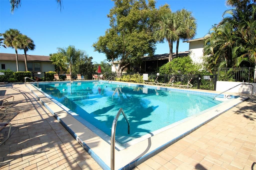 En Venta: $180,000 (2 camas, 2 baños, 1216 Pies cuadrados)