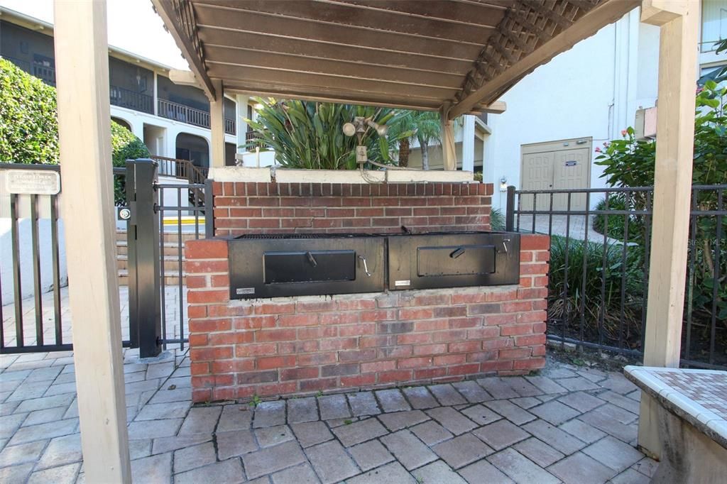 En Venta: $180,000 (2 camas, 2 baños, 1216 Pies cuadrados)