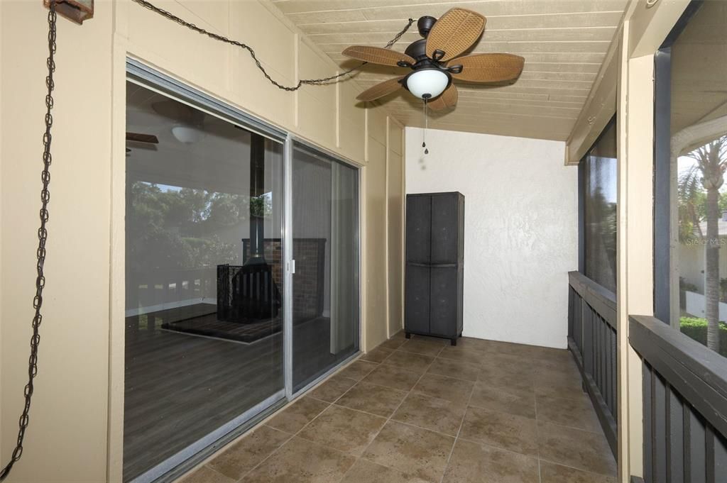 En Venta: $180,000 (2 camas, 2 baños, 1216 Pies cuadrados)