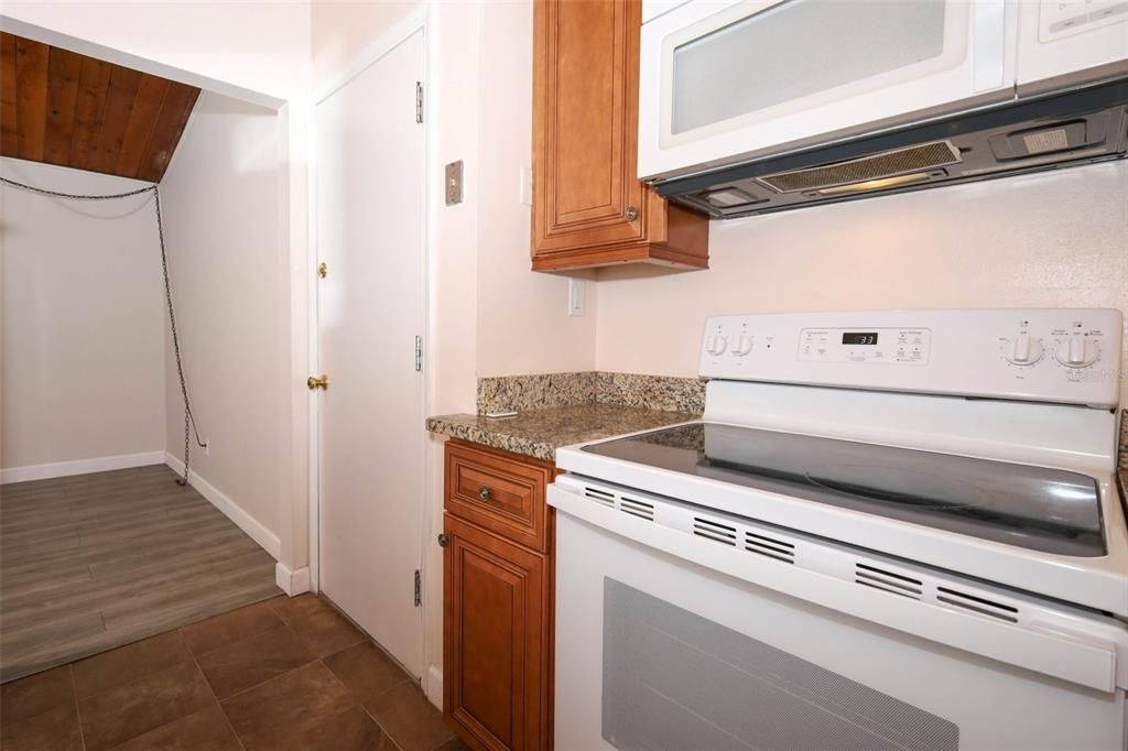 En Venta: $180,000 (2 camas, 2 baños, 1216 Pies cuadrados)