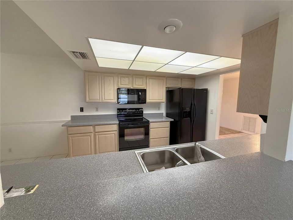 En Venta: $375,500 (3 camas, 2 baños, 1794 Pies cuadrados)