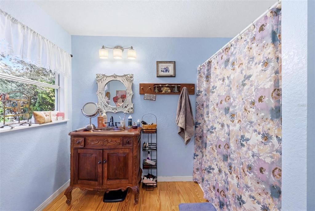 Activo con contrato: $689,000 (2 camas, 2 baños, 1680 Pies cuadrados)
