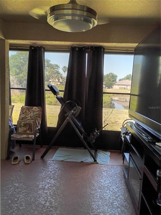 En Venta: $399,998 (4 camas, 2 baños, 2141 Pies cuadrados)