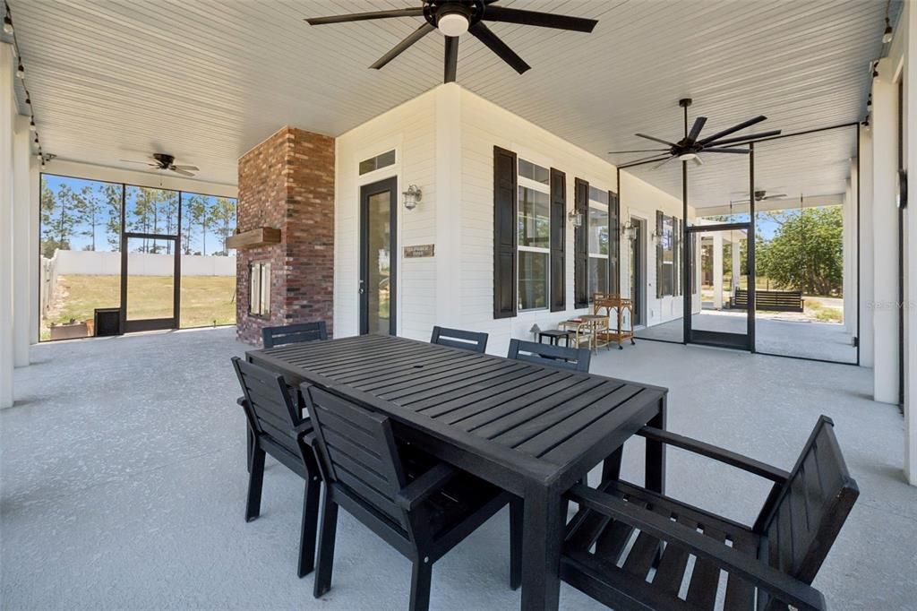 For Sale: $1,295,000 (4 beds, 3 baths, 3063 Square Feet)