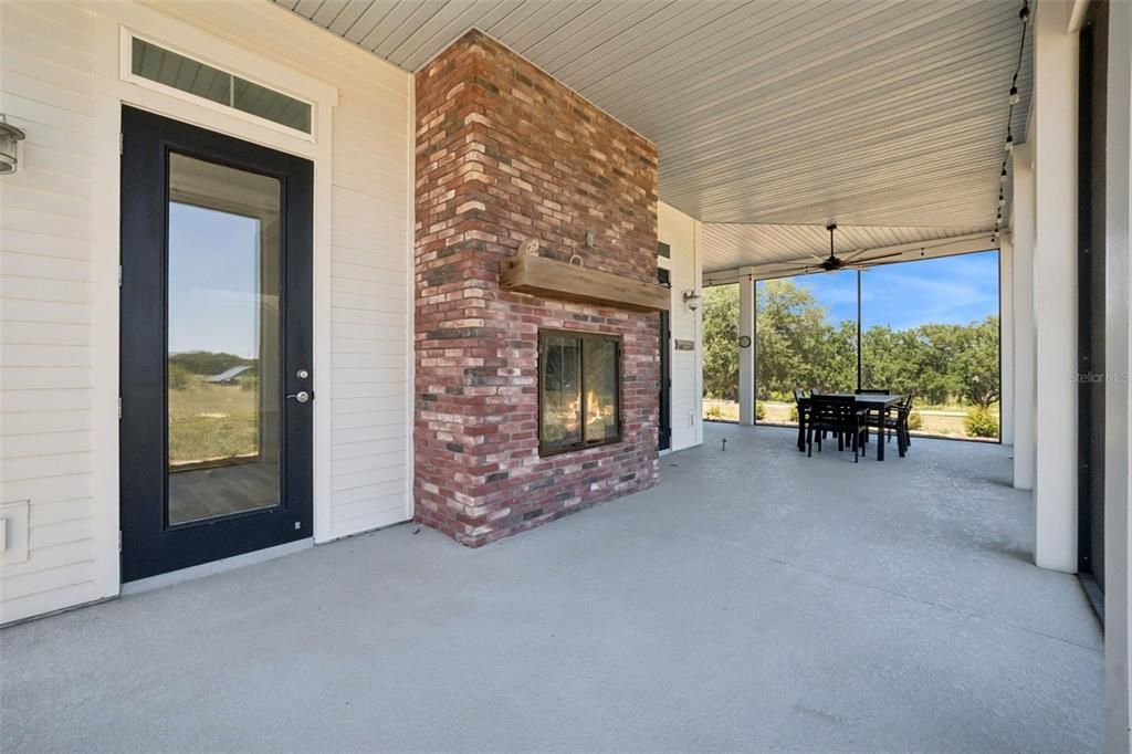For Sale: $1,295,000 (4 beds, 3 baths, 3063 Square Feet)