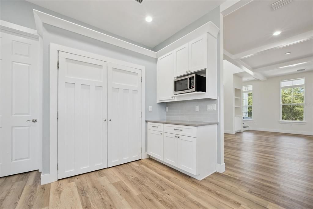 For Sale: $1,295,000 (4 beds, 3 baths, 3063 Square Feet)