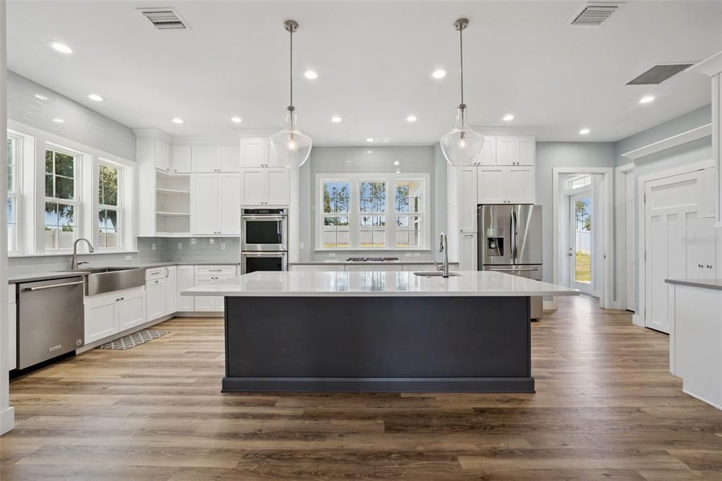 For Sale: $1,295,000 (4 beds, 3 baths, 3063 Square Feet)