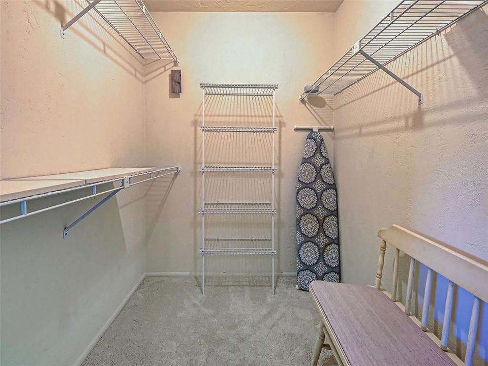 Activo con contrato: $599,900 (3 camas, 2 baños, 2698 Pies cuadrados)