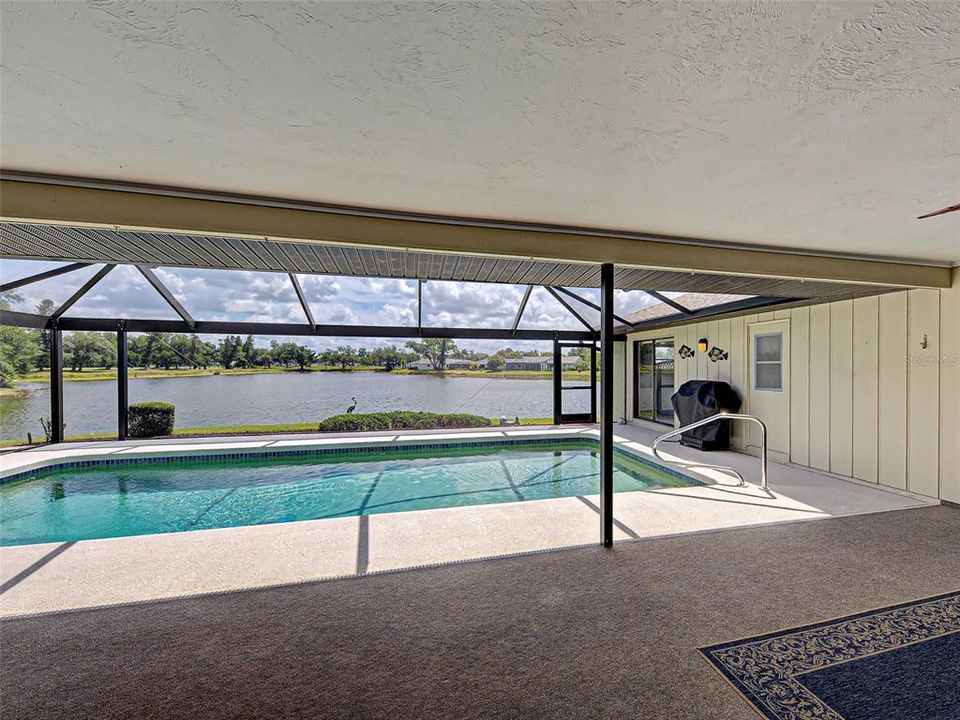 Activo con contrato: $599,900 (3 camas, 2 baños, 2698 Pies cuadrados)