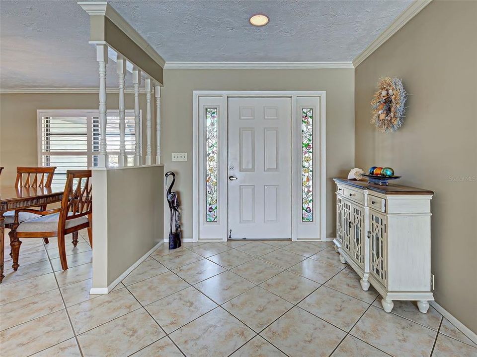Activo con contrato: $599,900 (3 camas, 2 baños, 2698 Pies cuadrados)