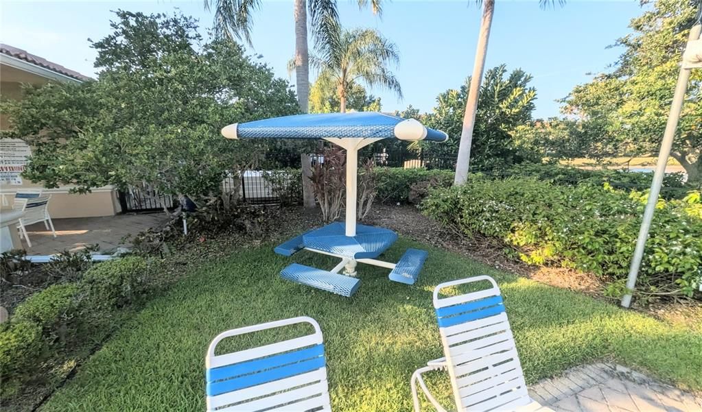 Active With Contract: $1,800 (3 beds, 2 baths, 1417 Square Feet)