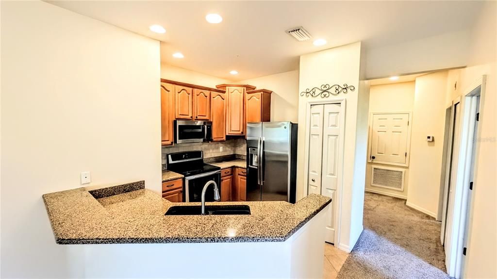 Active With Contract: $1,800 (3 beds, 2 baths, 1417 Square Feet)