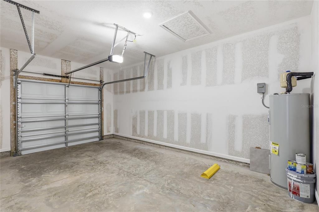 На продажу: $244,900 (2 спален, 2 ванн, 1443 Квадратных фут)