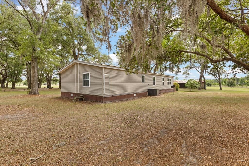 En Venta: $389,900 (3 camas, 2 baños, 1728 Pies cuadrados)