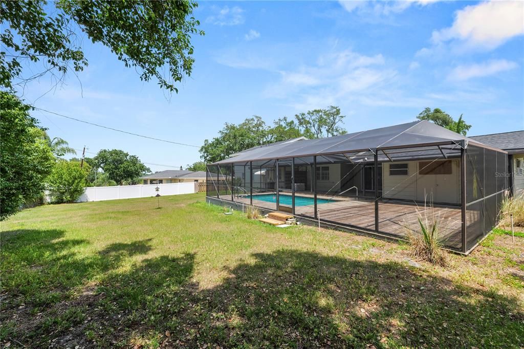 Activo con contrato: $564,900 (4 camas, 3 baños, 2829 Pies cuadrados)