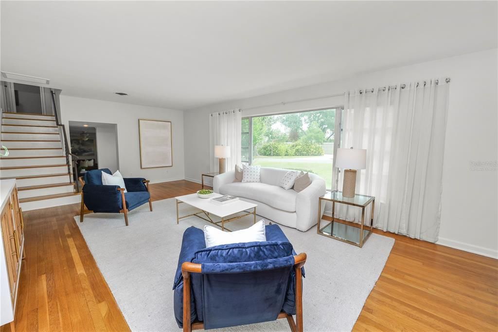 Activo con contrato: $564,900 (4 camas, 3 baños, 2829 Pies cuadrados)