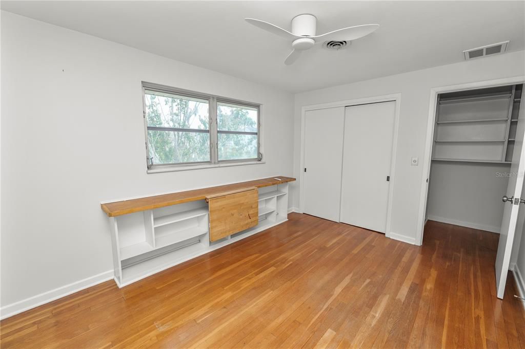 Activo con contrato: $564,900 (4 camas, 3 baños, 2829 Pies cuadrados)