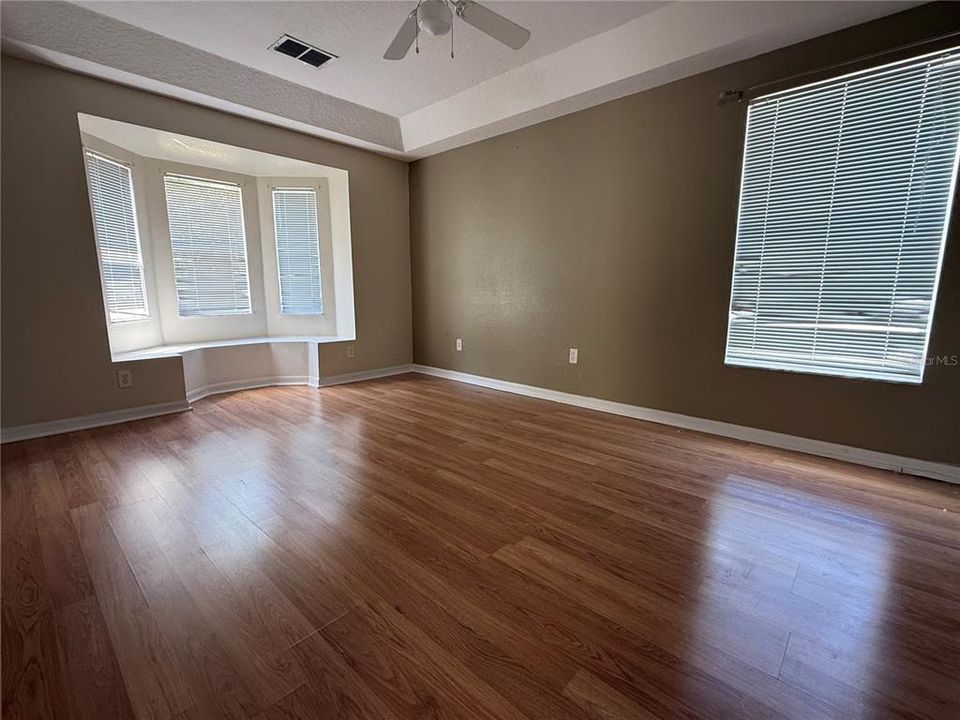 En Renta: $2,500 (4 camas, 2 baños, 1558 Pies cuadrados)